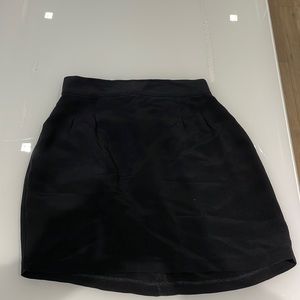Naven silk mini skirt in black size 4, but fits like size 0
